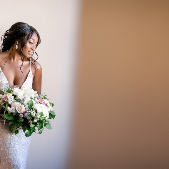 **BERTA** Size 4 Wedding Dress - Picture 4 of 8